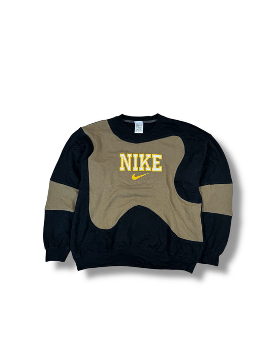 Nike Sweater (XL)